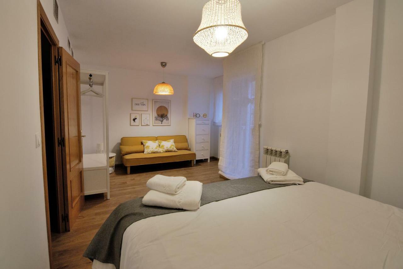 Vtz El Balcon De Torre Nueva I Apartment Сарагоса Екстериор снимка